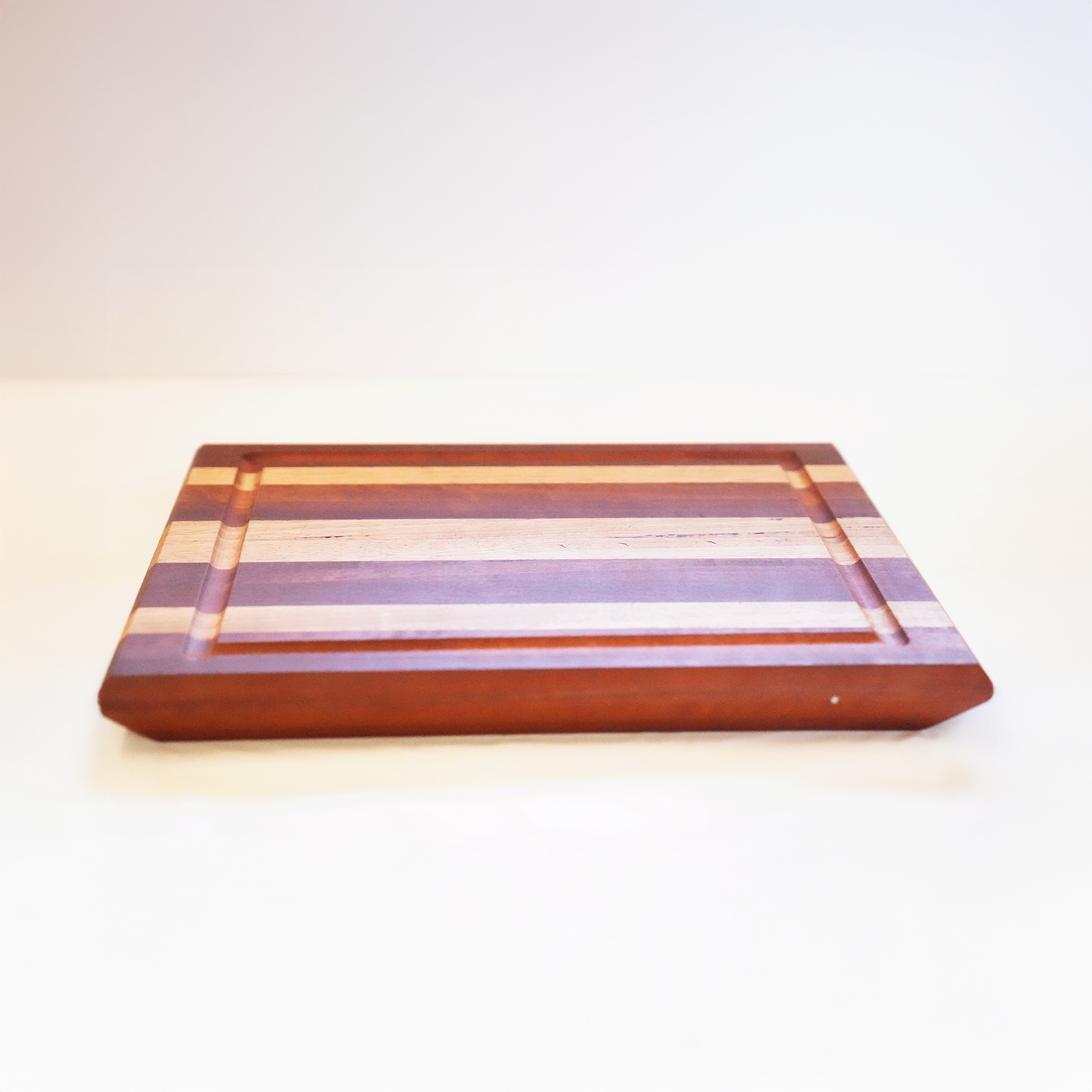 Different Strokes Handmade Chopping/Cheese Board